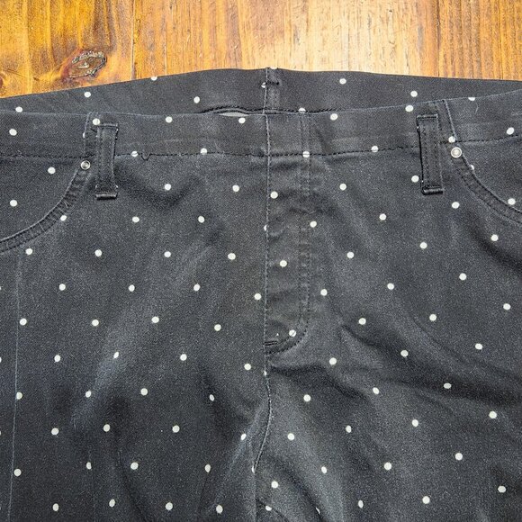 Women's Time and Tru Black & While Polka Dot Jeans - Size XXL (20) - Picture 3 of 4